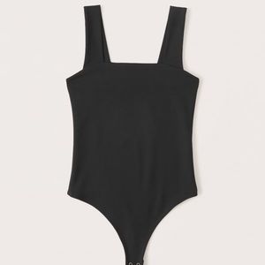 Pack of 2 square neck bodysuits